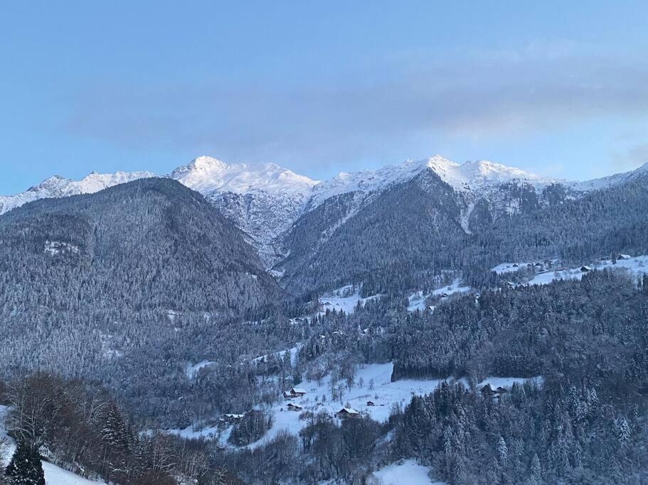 Appartement A Queige Bagian luar foto